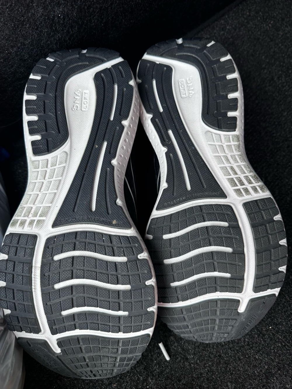Brooks Glycerin 19 - womens Black Running Shoes size 8 - Picture 6 of 6